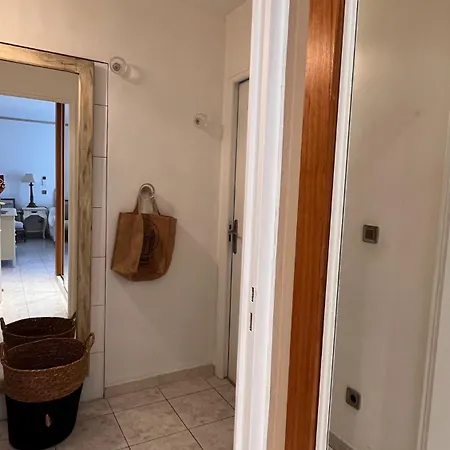 Alojamento de Acomodação e Pequeno-almoço Chez Virginie