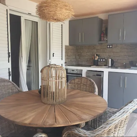 Chez Virginie Alojamento de Acomodação e Pequeno-almoço Porto-Vecchio (Corsica)