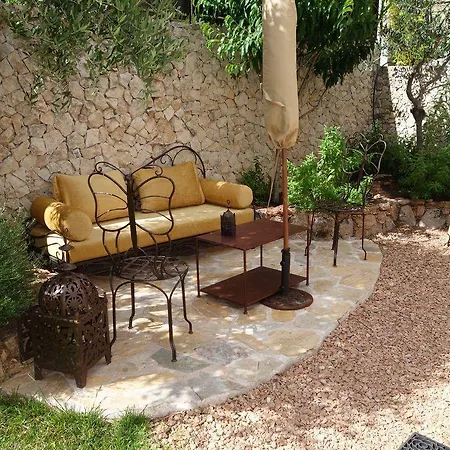 Alojamento de Acomodação e Pequeno-almoço Chez Virginie Porto-Vecchio (Corsica)