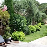Chez Virginie Bed & Breakfast