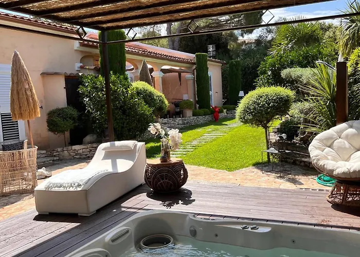 Chez Virginie Bed & Breakfast 4*